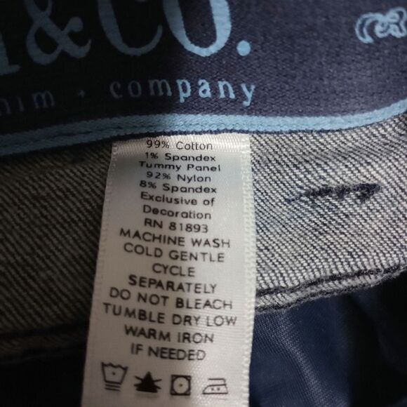 Denim and Co Jeans Ladies 16 Petite Dark Wash Comfort Waist - Picture 7 of 8